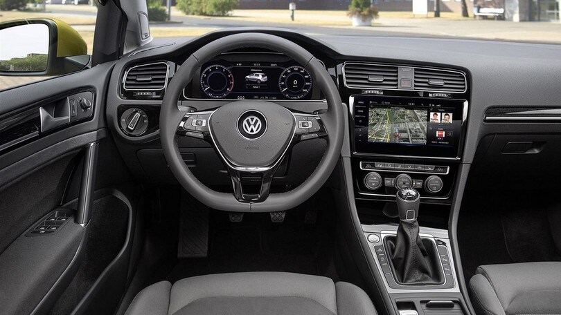 Volkswagen Golf 2017: foto