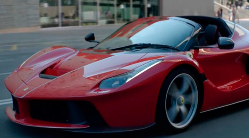Sebastian Vettel prova LaFerrari Aperta