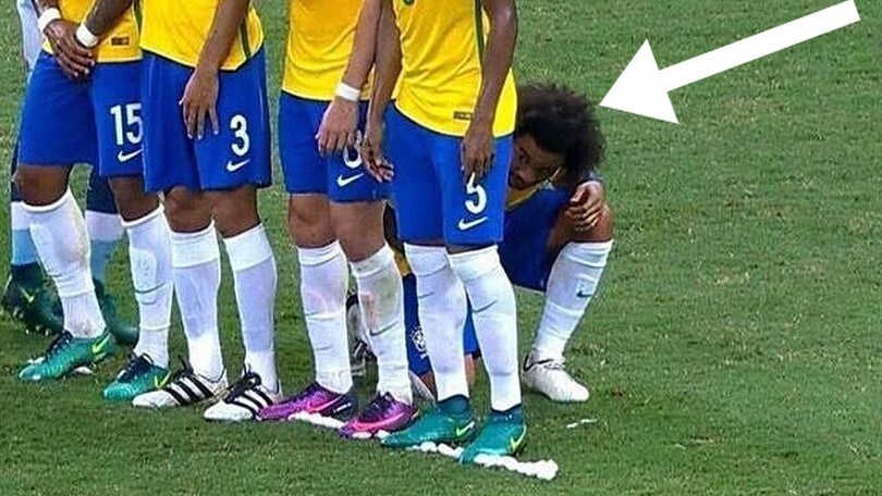 Marcelo gioca a nascondino...dietro la barriera del Brasile