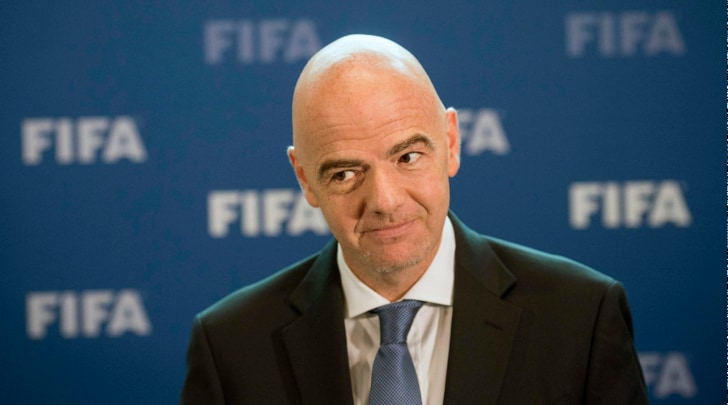 Infantino: «Totti alla Fifa? Sì, ma prima verificherei il suo inglese»