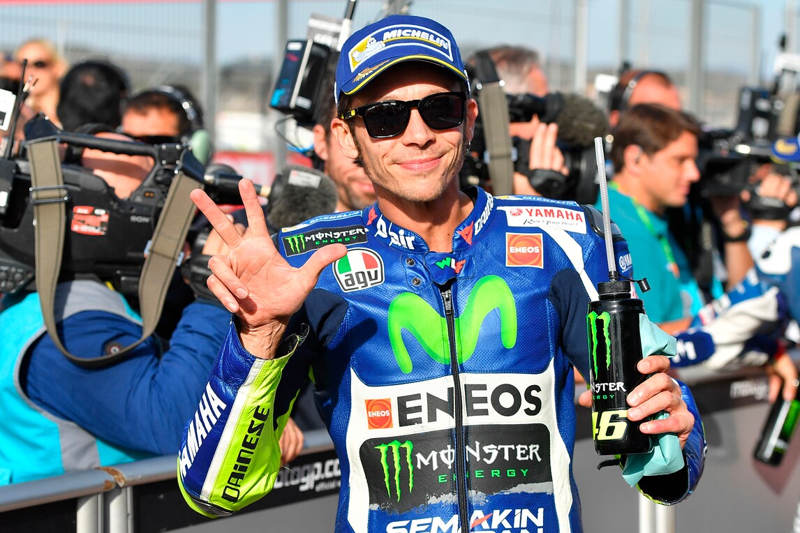 MotoGp, Rossi: «Con Iannone è sempre battaglia»