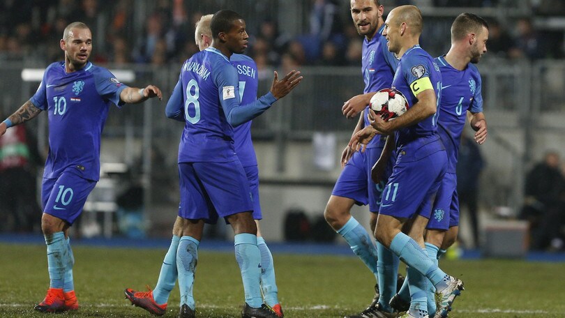 Qualificazioni Mondiali 2018: Olanda, che tris! Svizzera show, Lichtsteiner gol