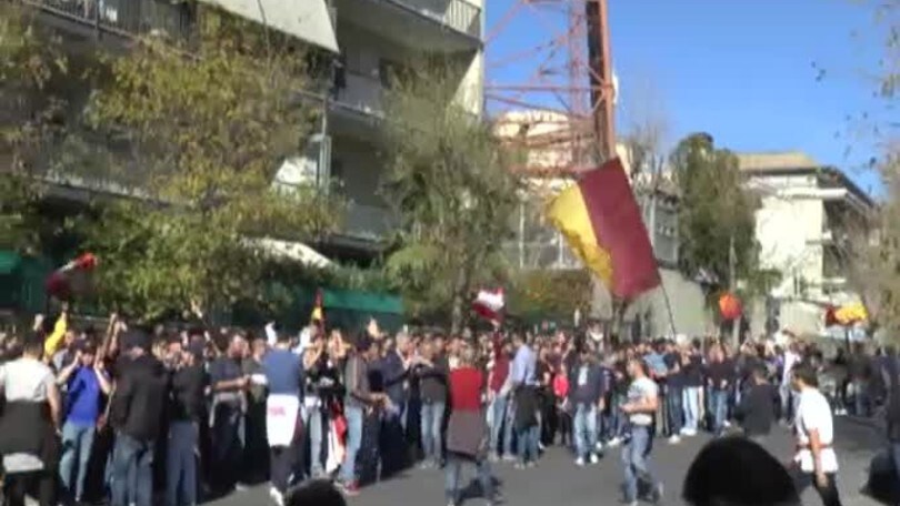 C'è il referendum costituzionale, derby Lazio-Roma alle 12:30?