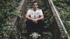 La nuova maglia della Germania per un tuffo nel 1990