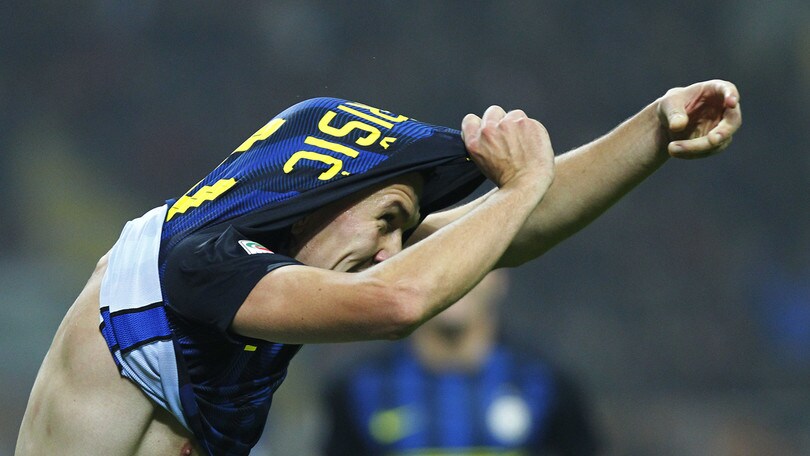 Milan-Inter 2-2: Perisic firma il colpo di scena finale