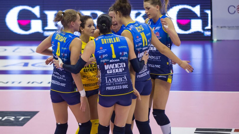 Conegliano vince il big match contro Novara. Foppa vincente