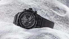 Hublot festeggia il decimo anniversario della collezione All Black