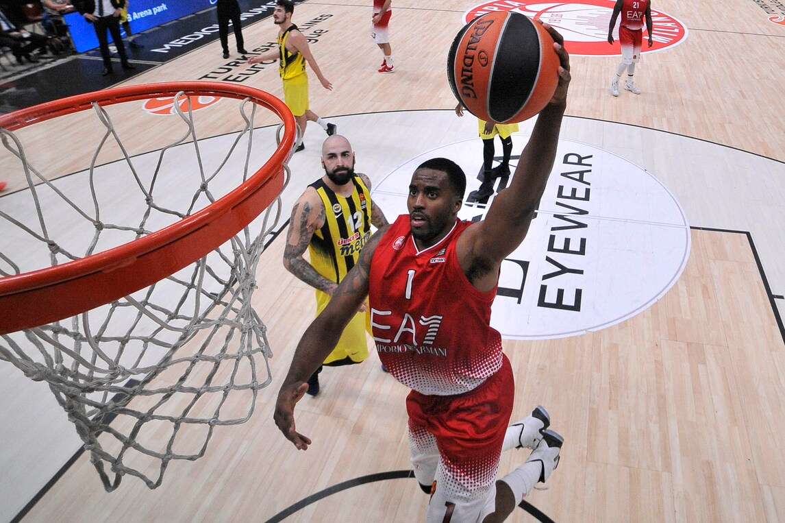 Basket Eurolega, Milano convince, ma passa il Fenerbahce