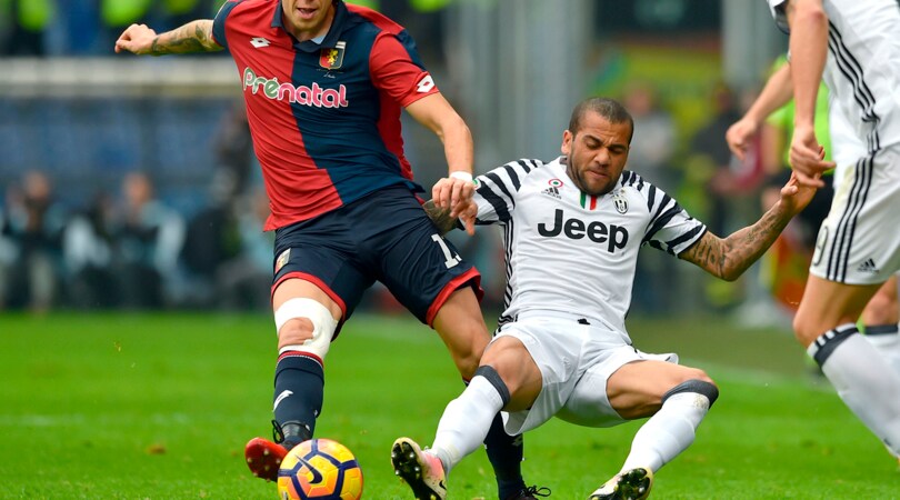 Juventus, Dani Alves ko: le immagini dell'infortunio