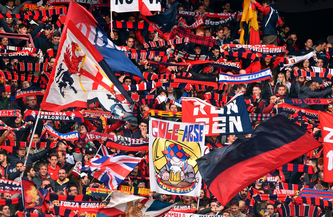 Genoa, tifoso con sciarpa del Napoli aggredisce steward: denunciato