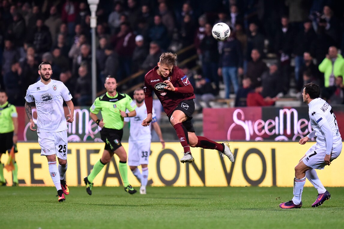 Serie B Pro Vercelli, punto d'oro contro la Salernitana