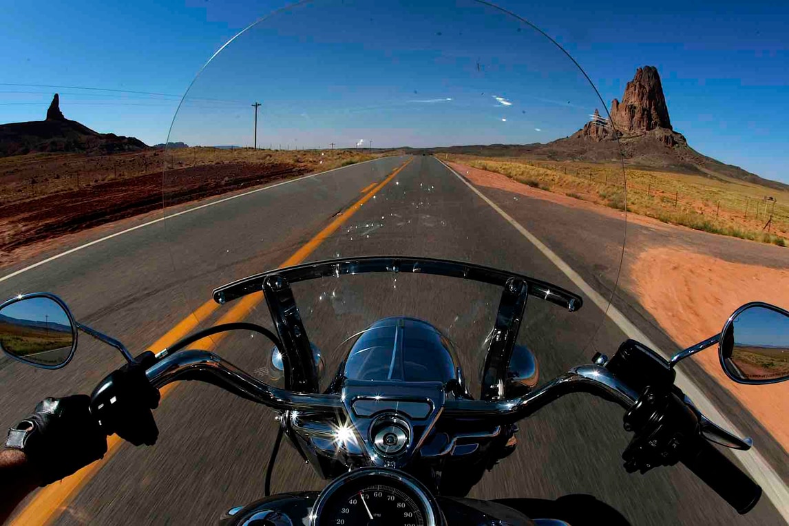 Stati Uniti “on the road” con le icone Harley: foto