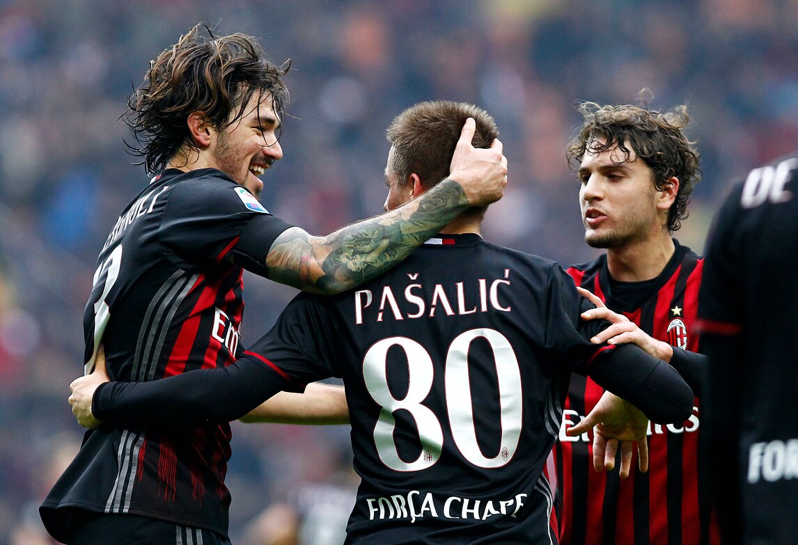 Milan-Crotone 2-1: Pasalic e Lapadula in rimonta, Juventus a +4