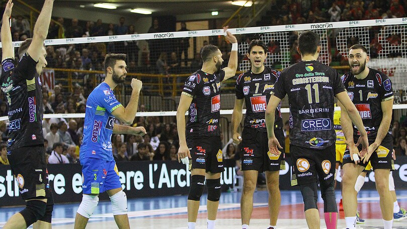 Cucine Lube Civitanova campione d'inverno. La Coppa Italia