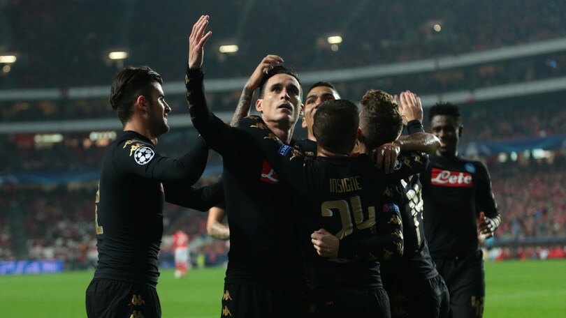 Champions, Callejon e Mertens: Napoli agli ottavi