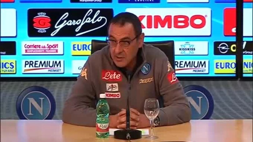 Sarri: "Juve-Roma? Non penso neanche di vederla"