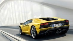 Lamborghini Aventador S: foto