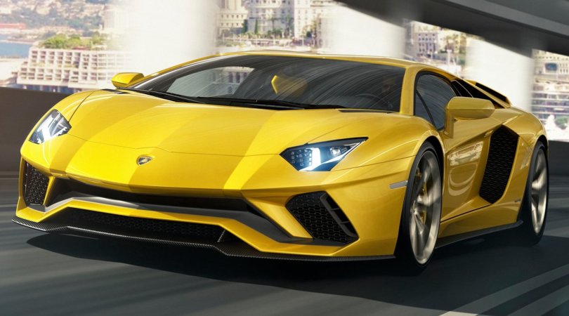 Lamborghini Aventador S: più potenza, più controllo