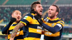 Serie B, il Verona batte l'Entella e torna al comando