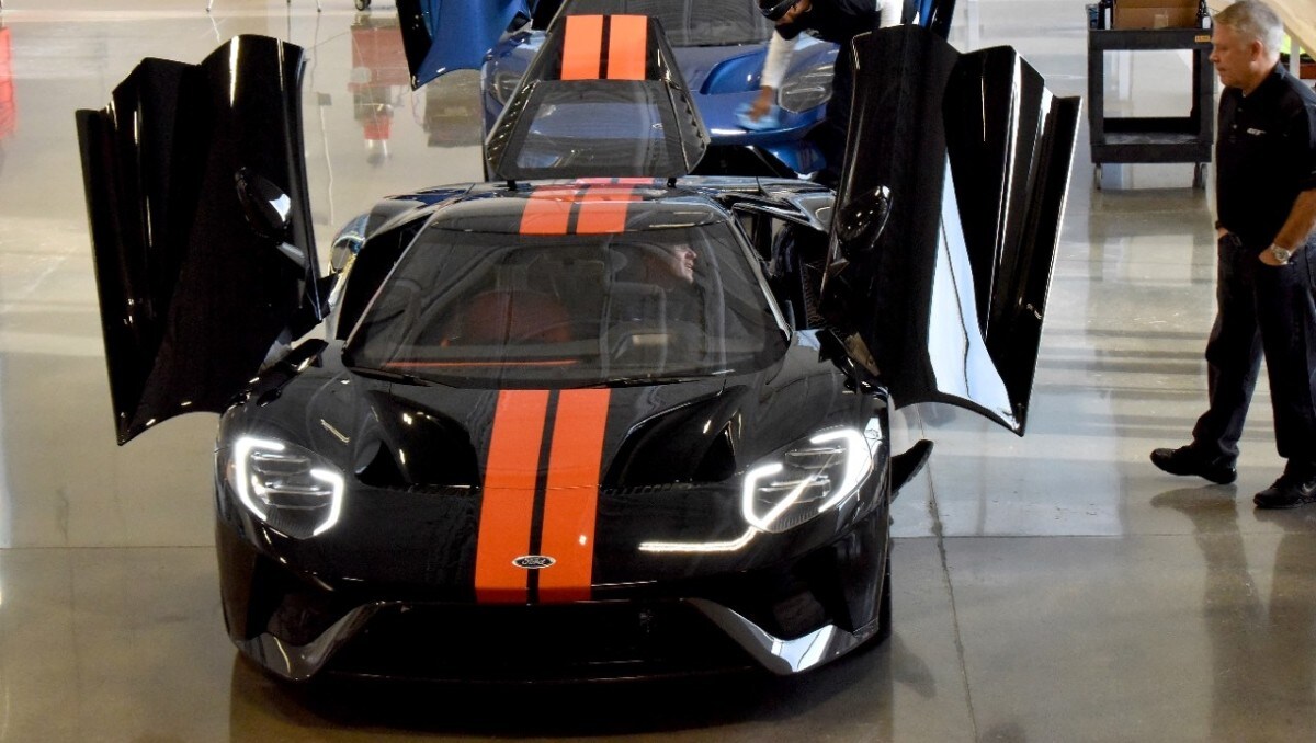 Ford GT, iniziate le consegne del modello "di serie"