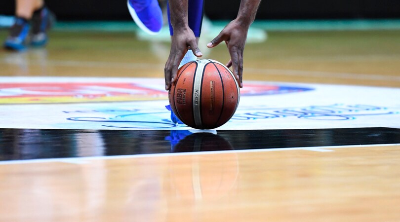 Ischia: schiaffo al giocatore 14enne, allenatore di basket squalificato