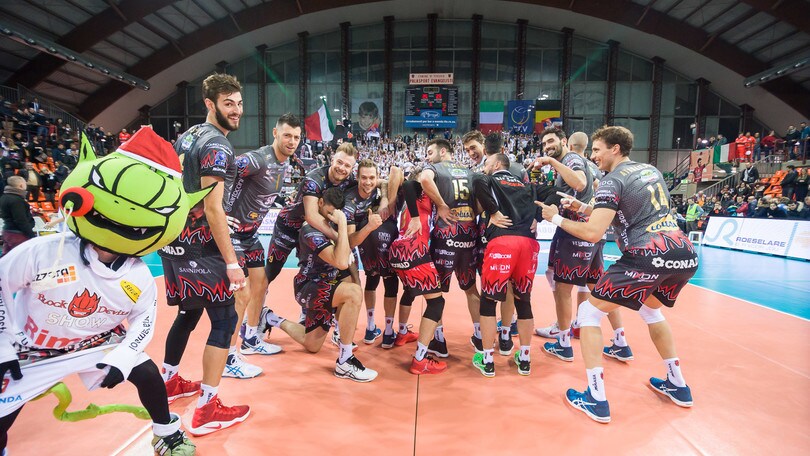 Sir Safety Perugia all'11. vittoria consecutiva. 3-0 al Roeselare