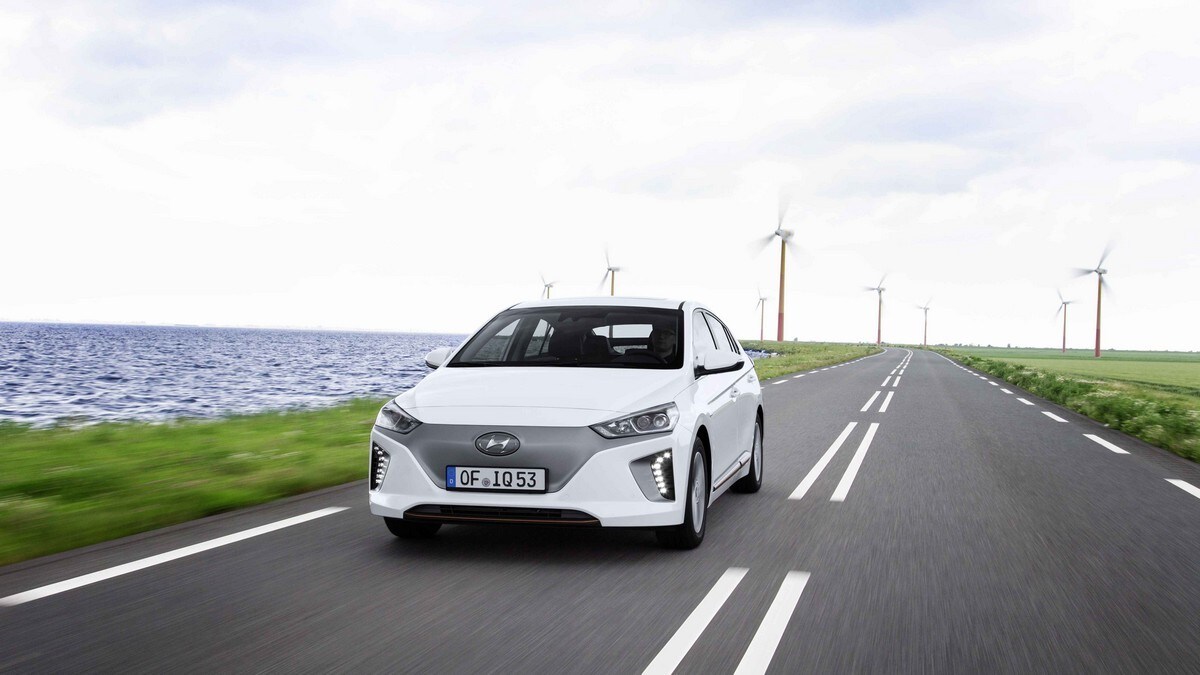 Hyundai Ioniq EV, informazioni e prezzi ufficiali