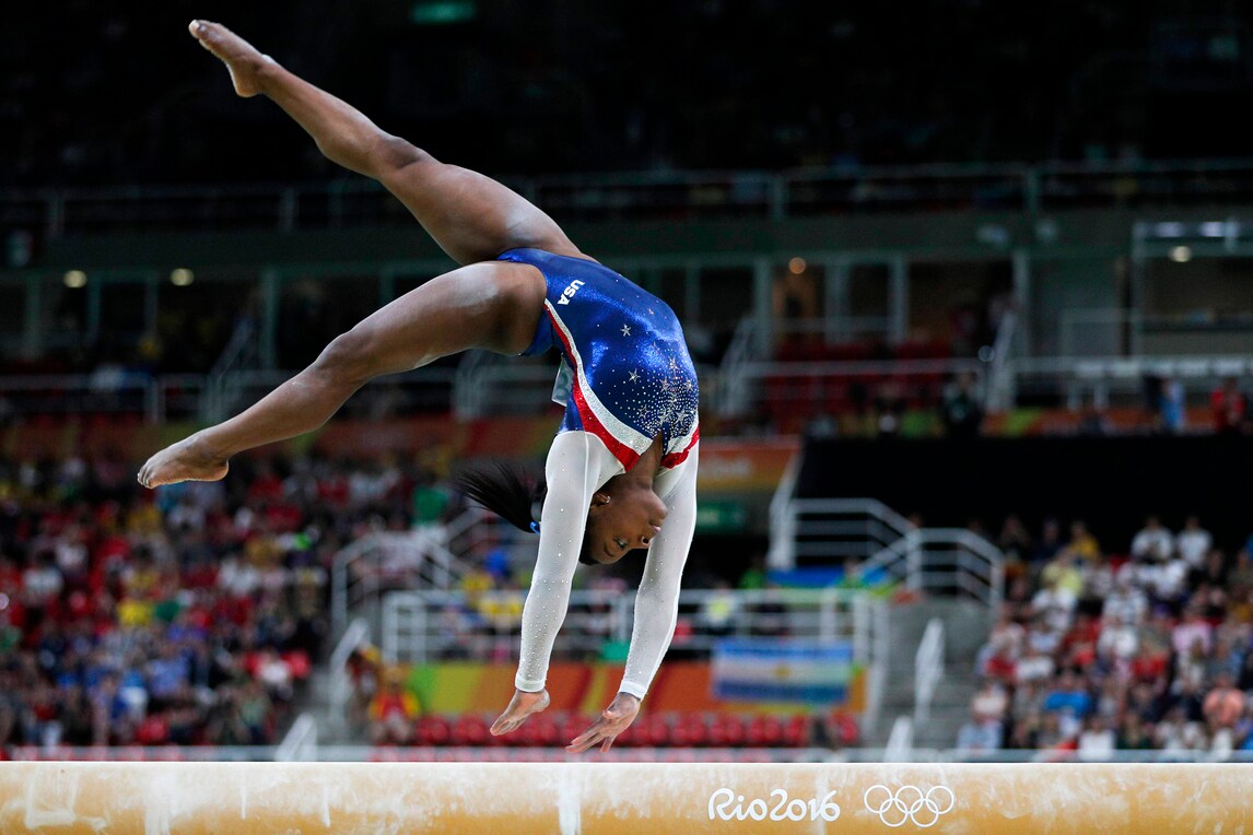 Bolt e Simon Biles sono gli sportivi dell'anno secondo l'Equipe