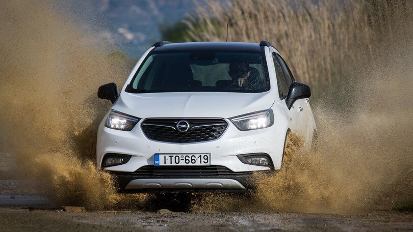Opel Mokka X, la sicurezza delle quattro ruote motrici