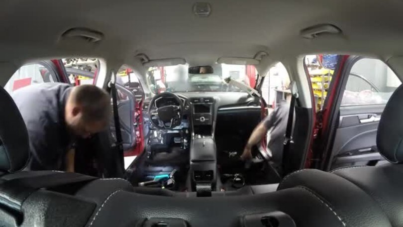 Ford Mondeo a guida autonoma