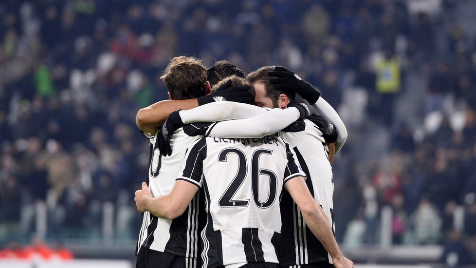 JuventusBologna 30 il 2017 inizia nel segno di Higuain Tuttosport