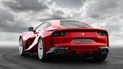 Ferrari 812 Superfast: foto