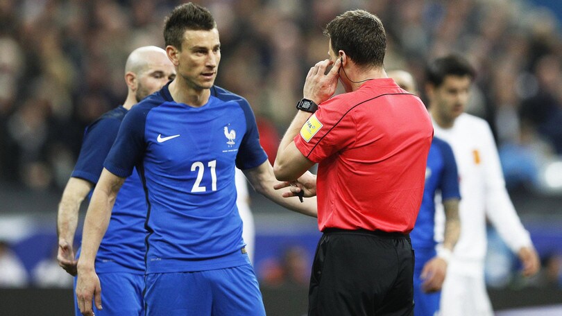 Francia-Spagna 0-2: Var decisiva