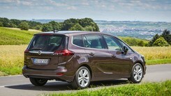 Opel Zafira: foto e prezzi della monovolume