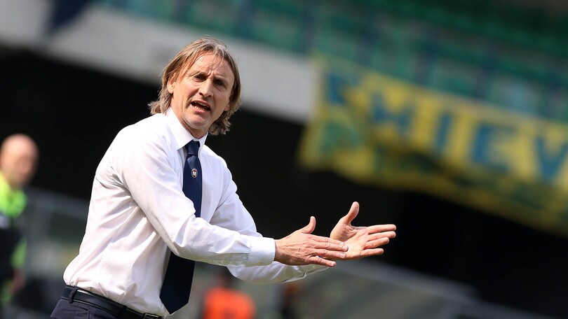 Serie A, Nicola: «Il Crotone c'è. Avanti senza tabelle»