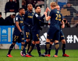 Ligue 1, il Monaco passa a Lione: da Falcao e Mbappé messaggi alla ...