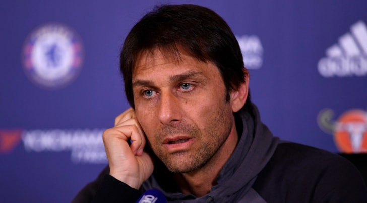 Chelsea, Conte contro Fabregas: