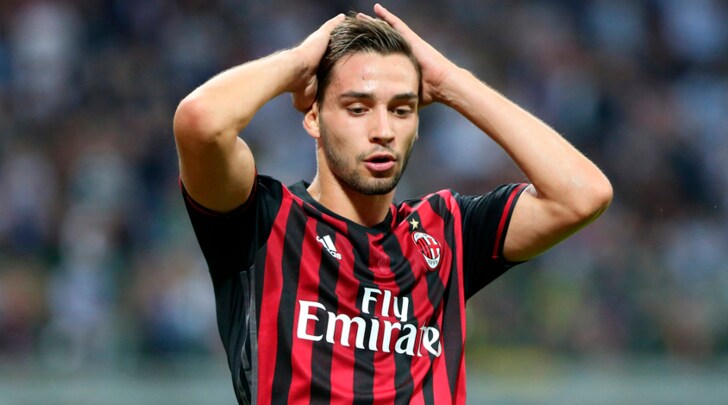 Milan, De Sciglio ha chiesto la cessione: c'è la Juve Milan, De Sciglio ha chiesto la cessione: c'è la Juve