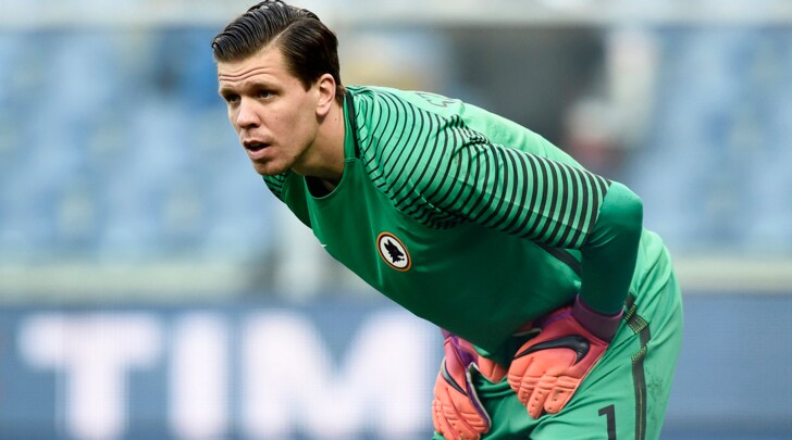 Napoli in pressing su Szczesny. Ma la Juve è in agguato Napoli in pressing su Szczesny. Ma la Juve è in agguato
