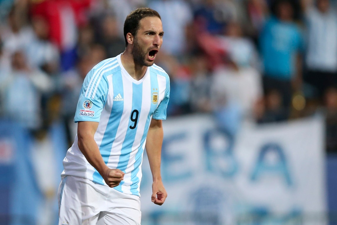 Agüero ko, Sampaoli al bivio: nuova chance o bocciatura per Higuain?