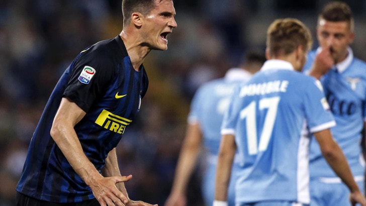 Cagliari, ufficializzato l'arrivo di Andreolli Cagliari, ufficializzato l'arrivo di Andreolli
