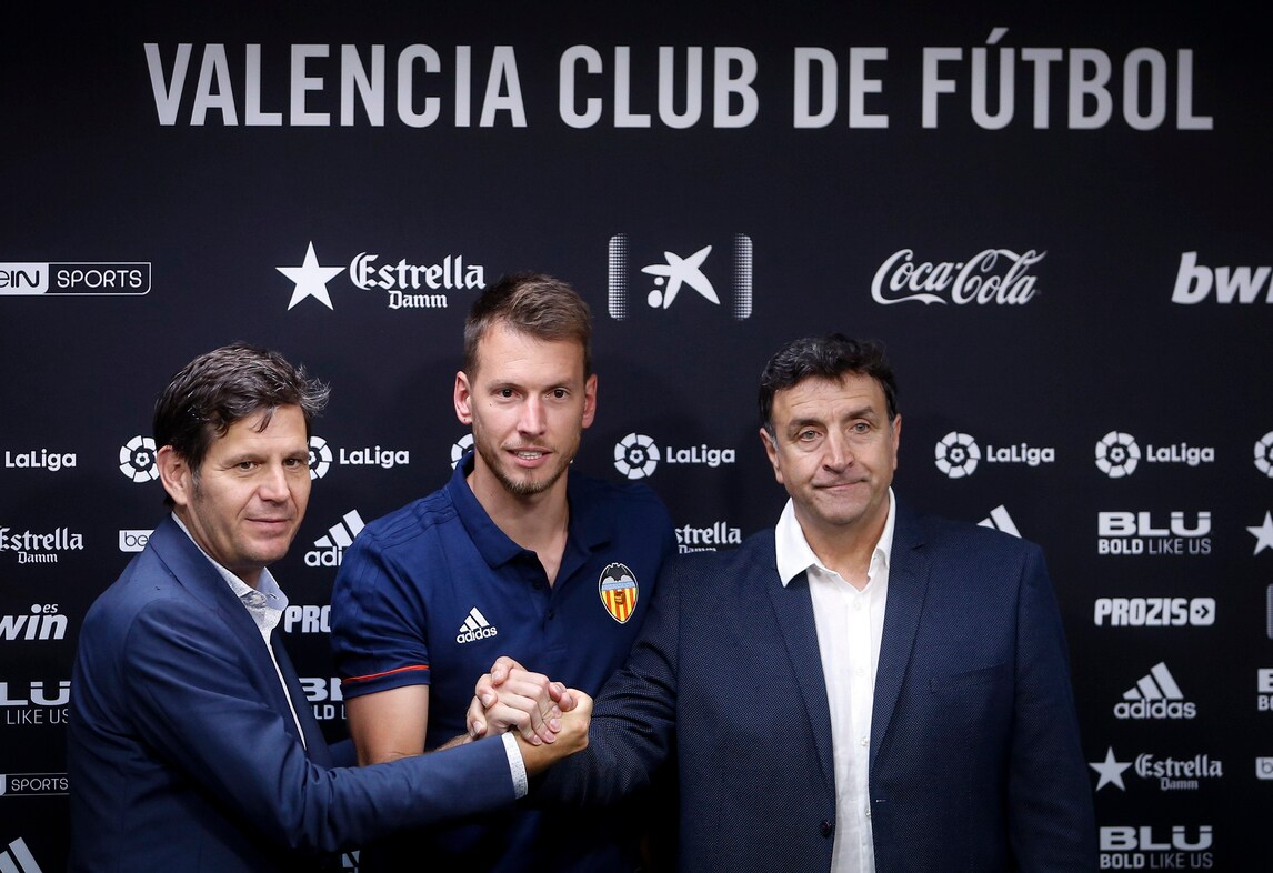 Juventus, il Valencia presenta Neto: le immagini della conferenza stampa