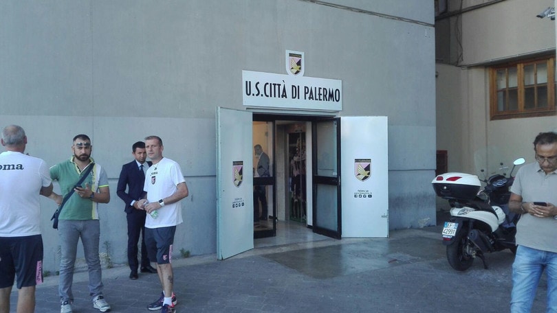Palermo, Cascio esce allo scoperto: «Presto sarò in Italia»