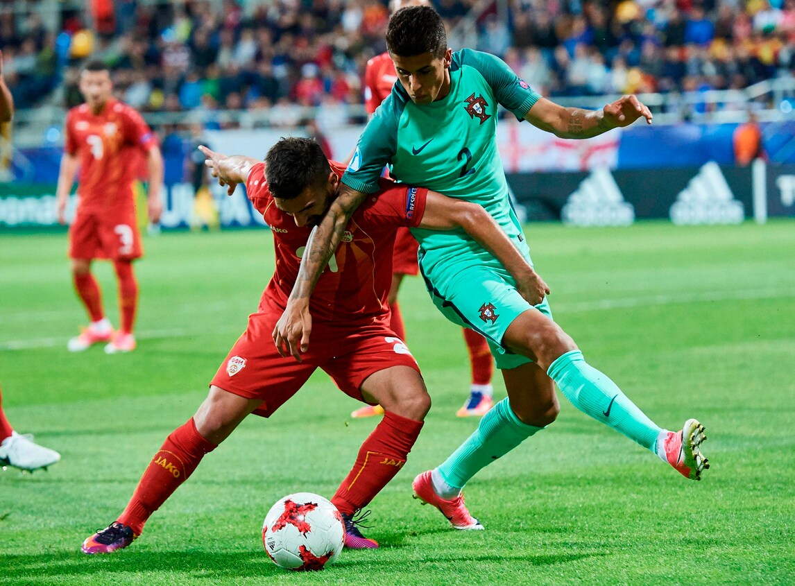 Calciomercato Juventus, l'opzione Joao Cancelo resta viva