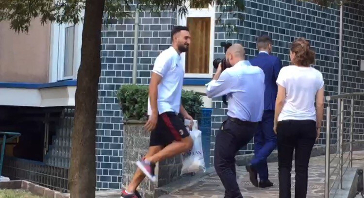 Milan, Antonio Donnarumma fa le visite