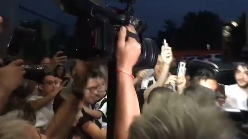 Juve, Douglas Costa è arrivato a Torino