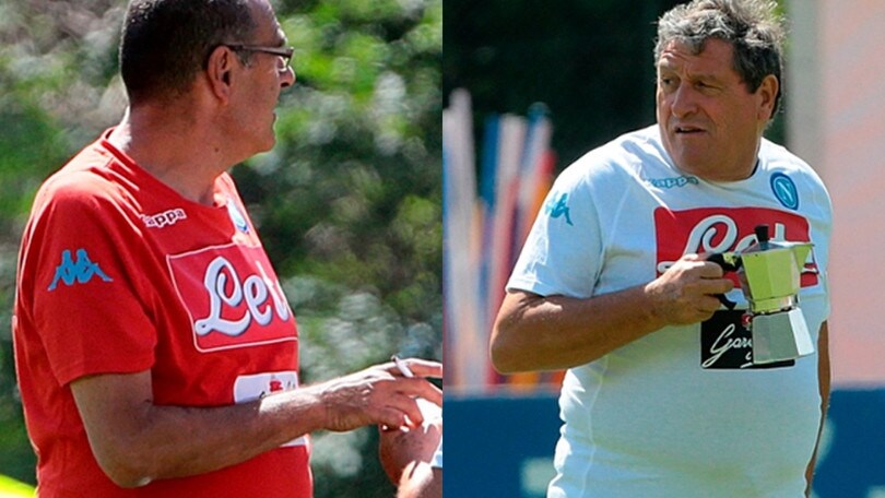 Napoli, la caffetteria in campo per Sarri