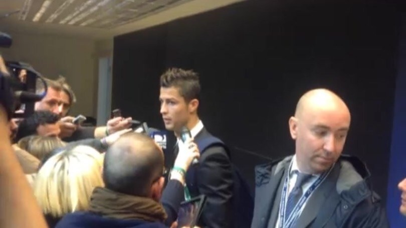 La polizia accerchia lo yacht di Cristiano Ronaldo
