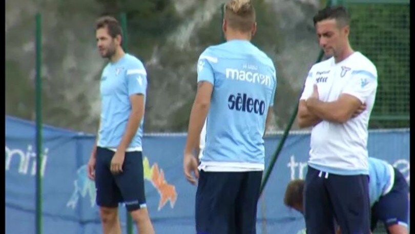 Lazio in campo per l'allenamento del pomeriggio