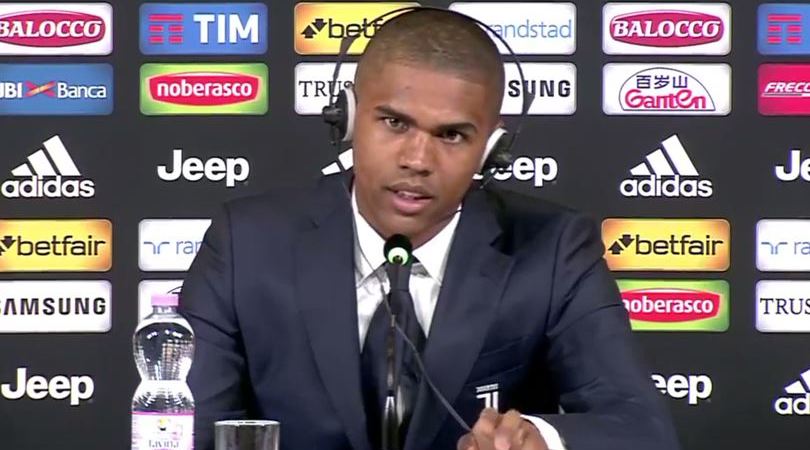 Calciomercato Juventus, Douglas Costa day: conferenza stampa live